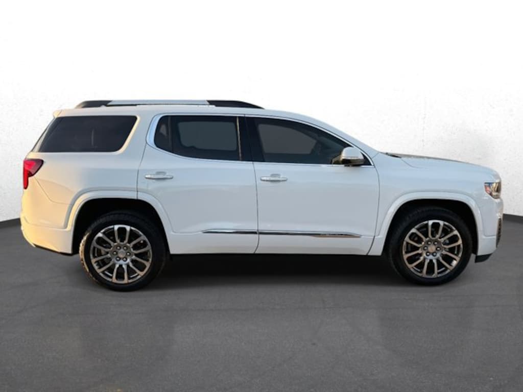 Used 2023 GMC Acadia Denali