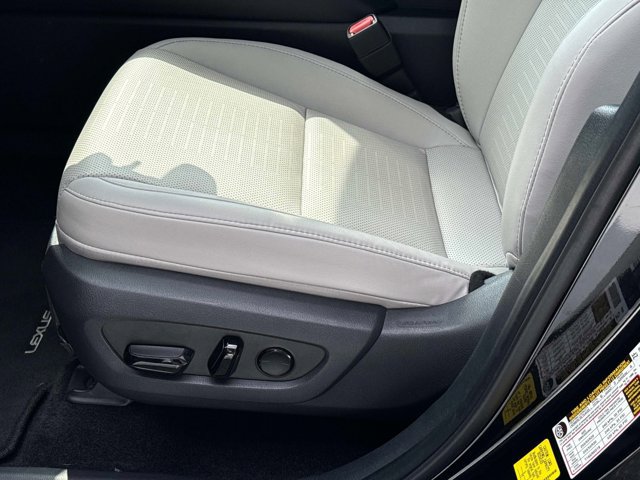2025 Lexus TX Premium - Photo 23