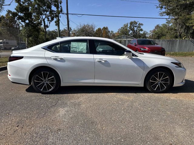 2025 Lexus ES 350 photo 2