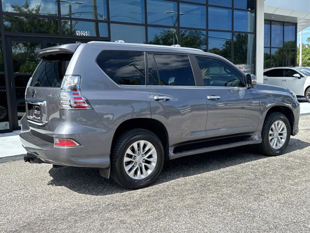 2023 Lexus GX 460 Premium photo 3