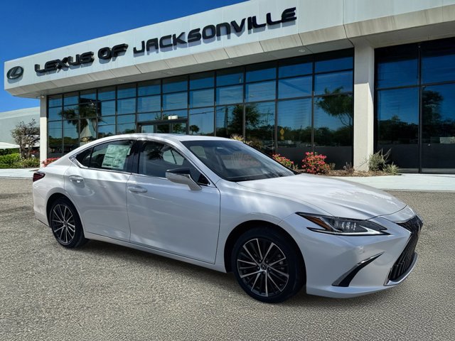 2025 Lexus ES 350's photo