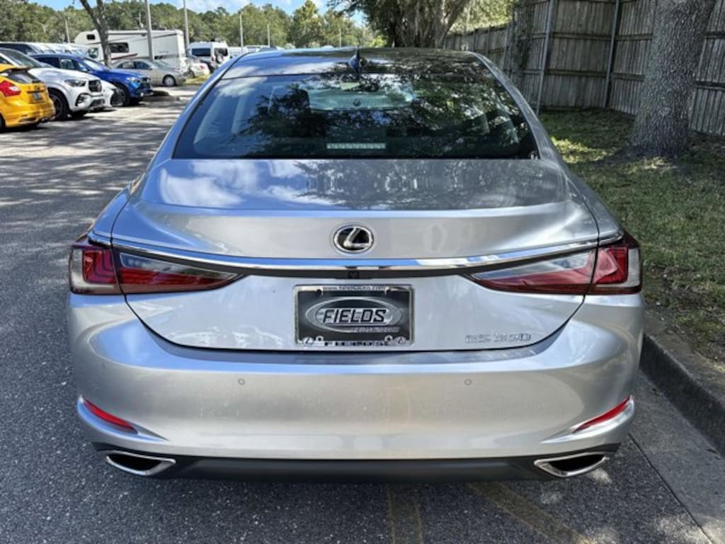 New 2025 Lexus ES 350 SEDAN