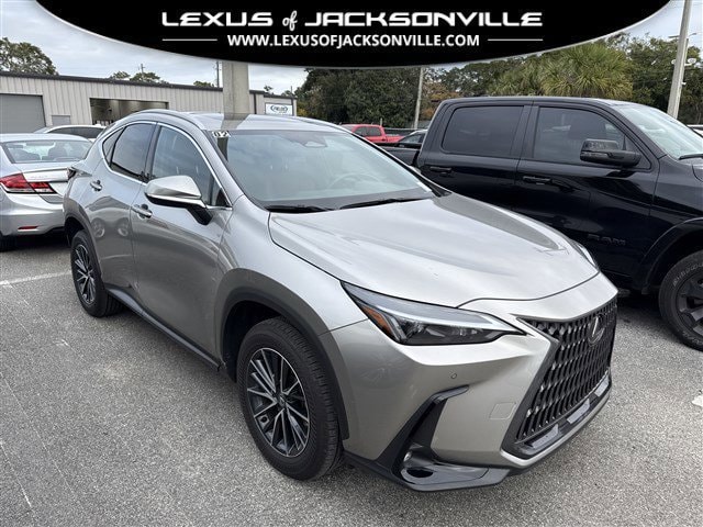 2025 Lexus NX 350's photo