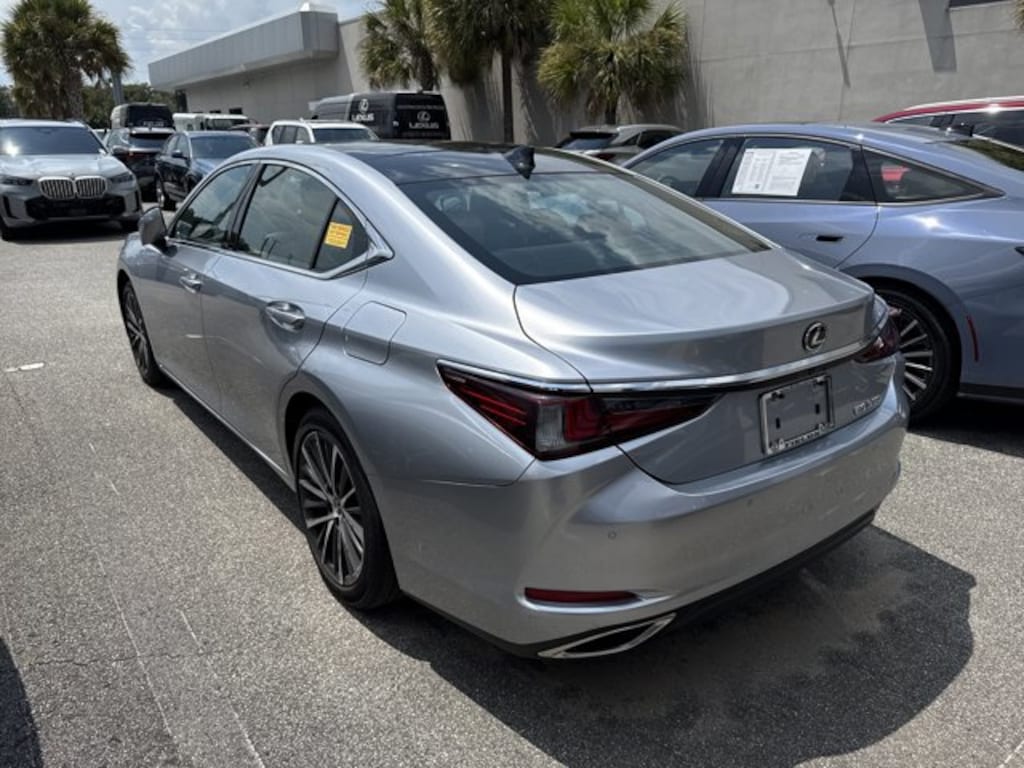 Certified 2024 Lexus ES 350 SEDAN
