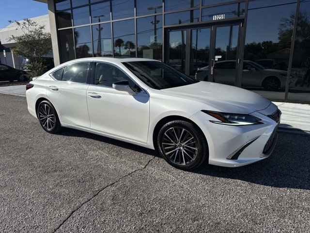2024 Lexus ES Hybrid