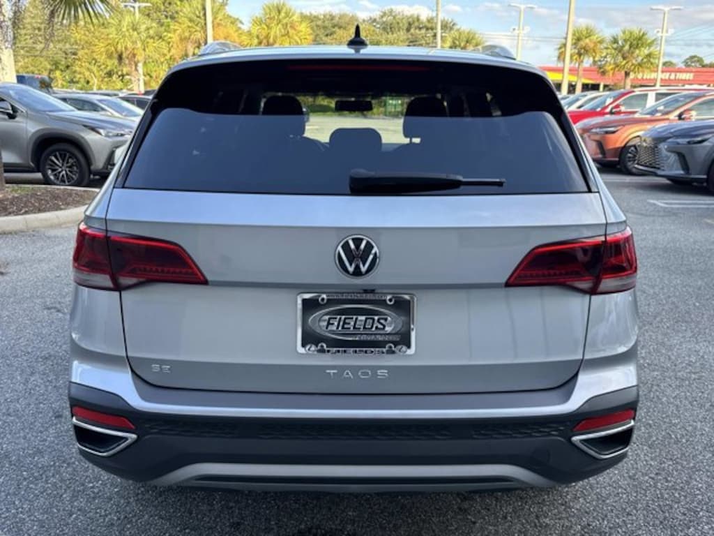 Used 2022 Volkswagen Taos SE