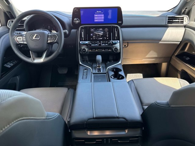 2025 Lexus LX 700h Overtrail - Photo 16