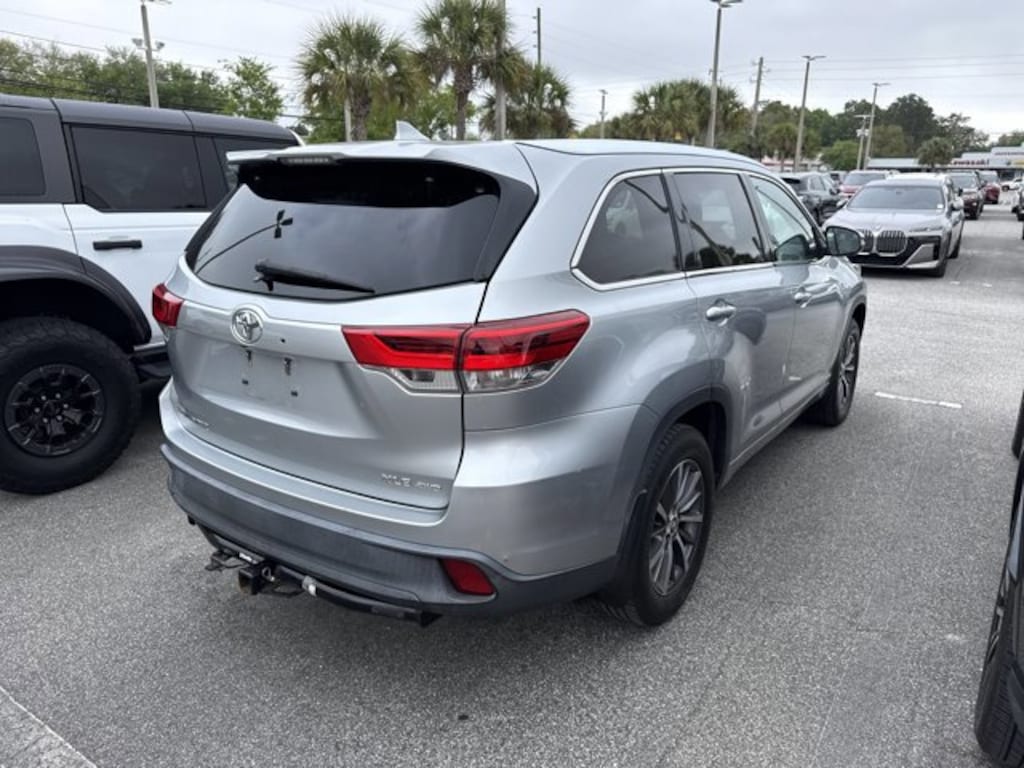 Used 2018 Toyota Highlander XLE