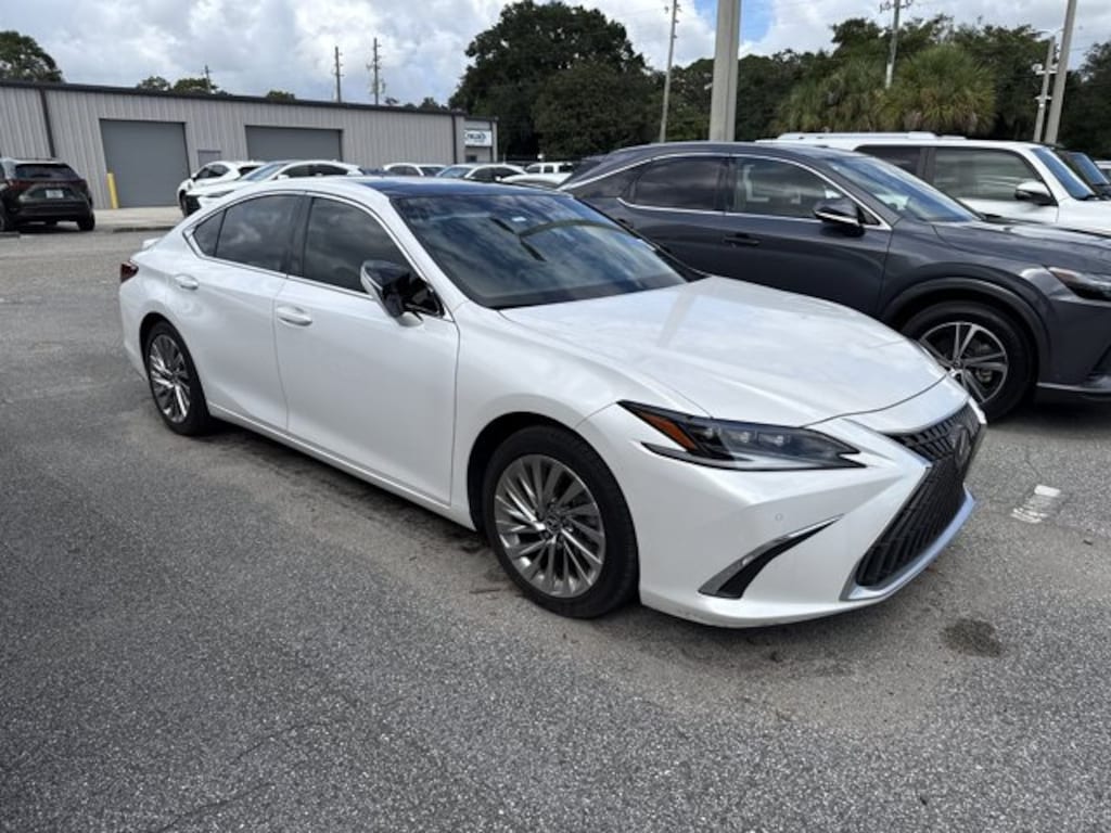 Certified 2022 Lexus ES 350 ULTRA LUXURY SEDAN