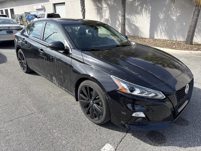 2022 Nissan Altima SR
