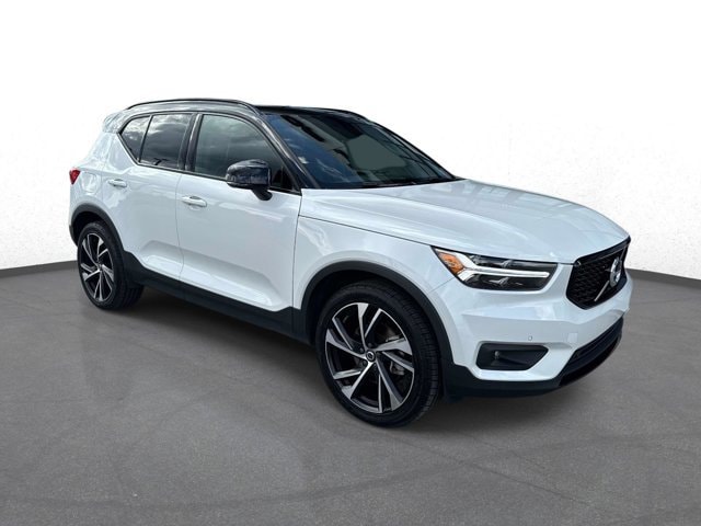 2021 Volvo XC40 R-Design