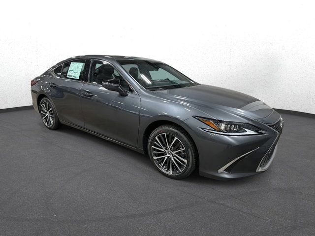 2025 Lexus ES 350's photo