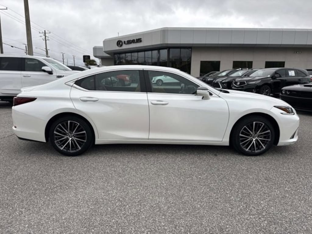Certified 2024 Lexus ES 350 SEDAN
