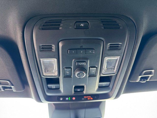 2024 Cadillac Escalade Sport - Photo 29