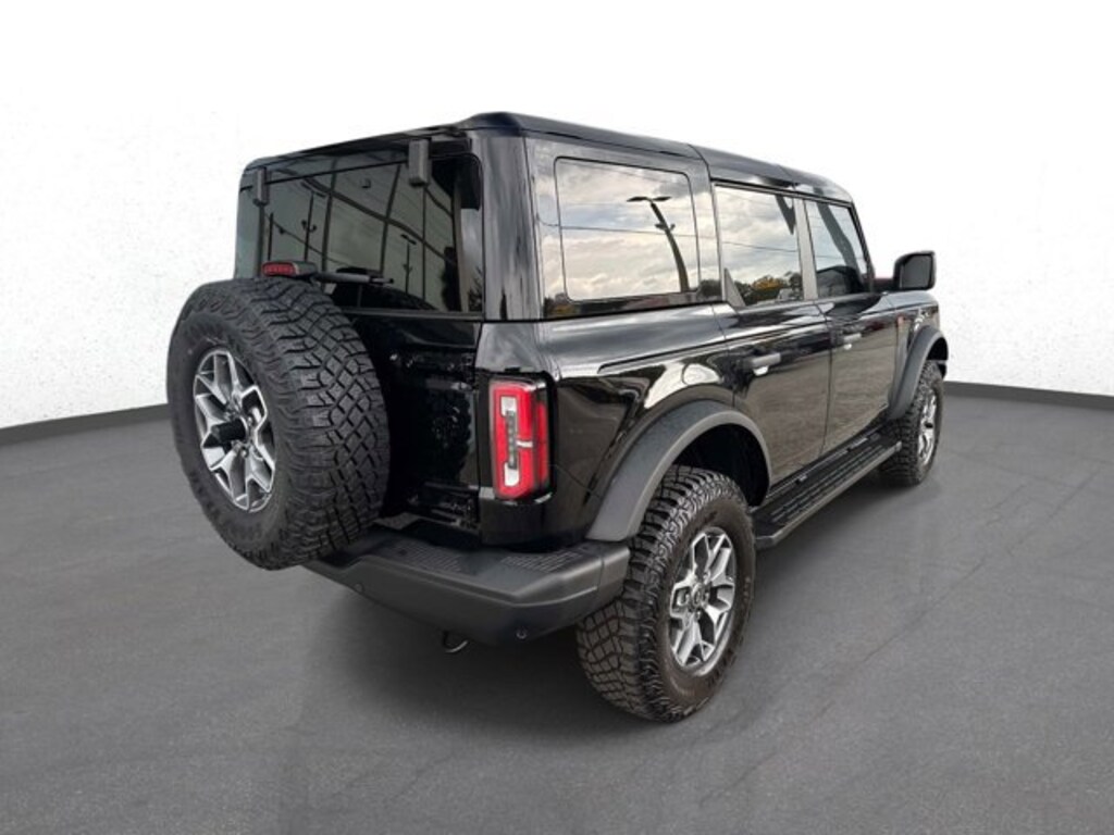 Used 2025 Ford Bronco Badlands