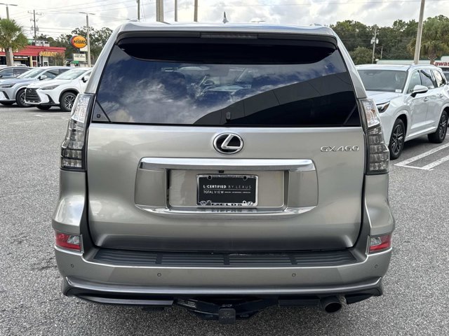 2023 Lexus GX 460 photo 3