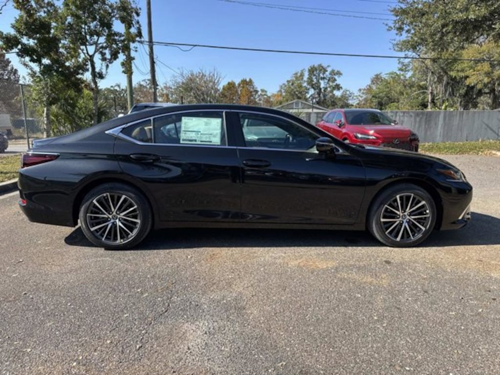 New 2025 Lexus ES 350 SEDAN