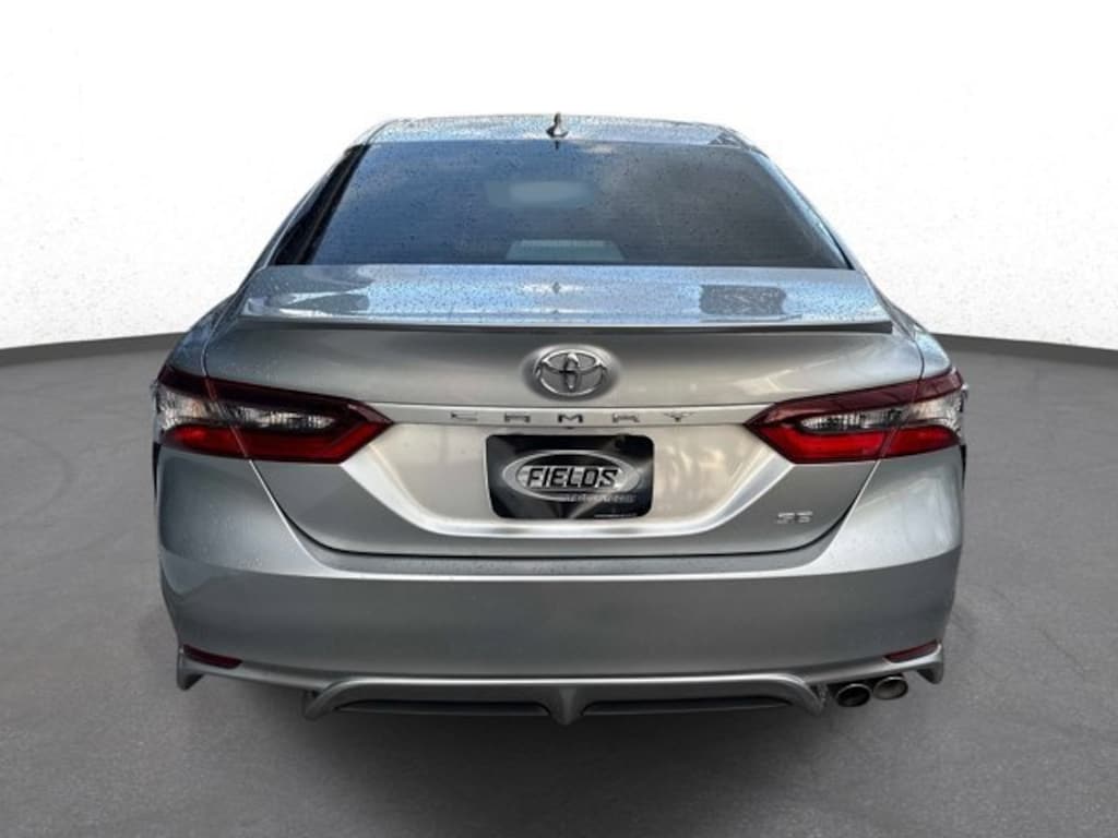 Used 2024 Toyota Camry SE