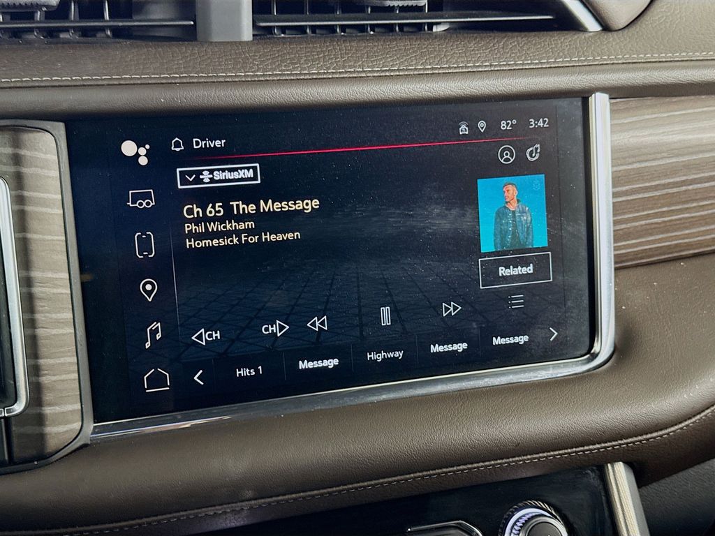 2024 GMC Yukon Denali - Photo 15