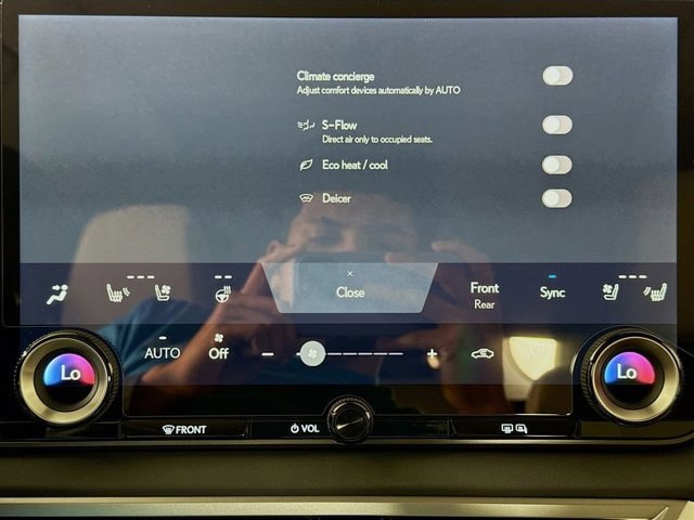2026 Lexus RX 450h+ Luxury - Photo 14