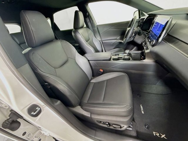 2025 Lexus RX 350 - Photo 29