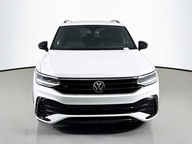 2023 Volkswagen Tiguan SE R-Line Black photo 2