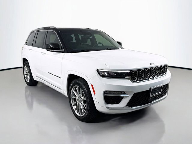 2022 Jeep Grand Cherokee Summit photo 3