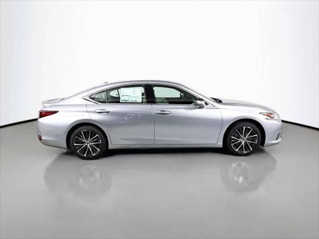 New 2025 Lexus ES HYBRID 300h 4-DOOR SEDAN