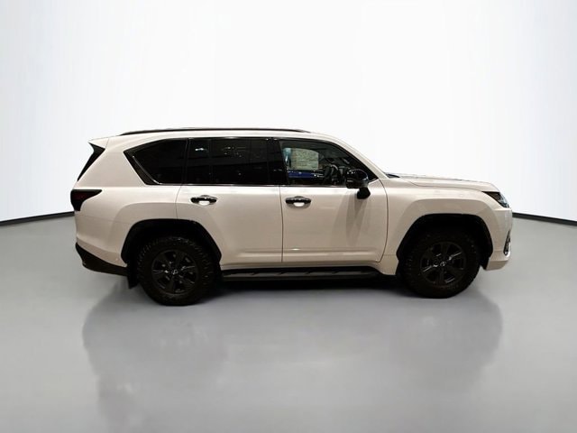 2026 Lexus LX 700h Overtrail