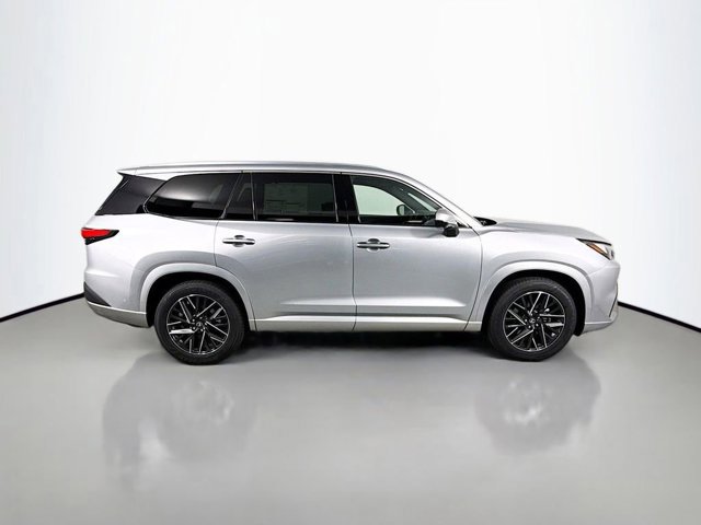 2026 Lexus TX photo 4