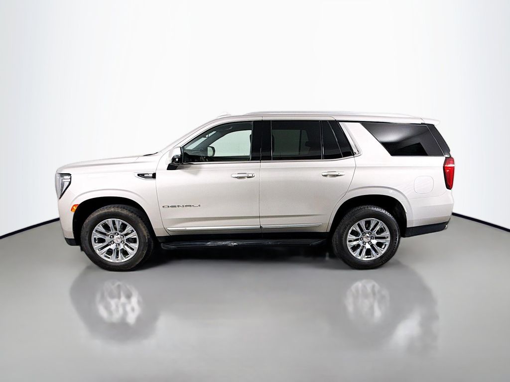 2024 GMC Yukon Denali - Photo 8