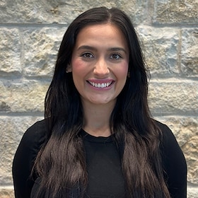 Staff member Jessica Marcello from ID_5cfe2ede4c20