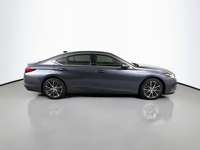 2023 Lexus ES 350 photo 4