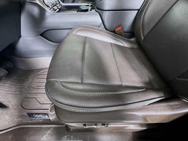 2024 GMC Yukon Denali - Photo 20