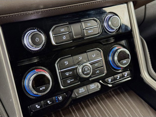 2024 GMC Yukon Denali - Photo 16