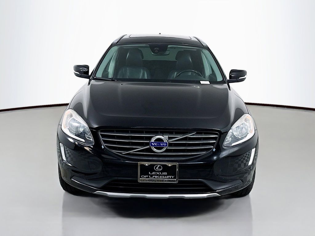 Used 2017 Volvo XC60 T5 Inscription with VIN YV440MDU8H2005398 for sale in Lakeway, TX