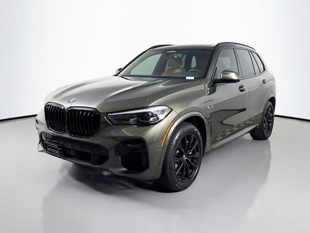 2022 BMW X5 xDrive45e's photo