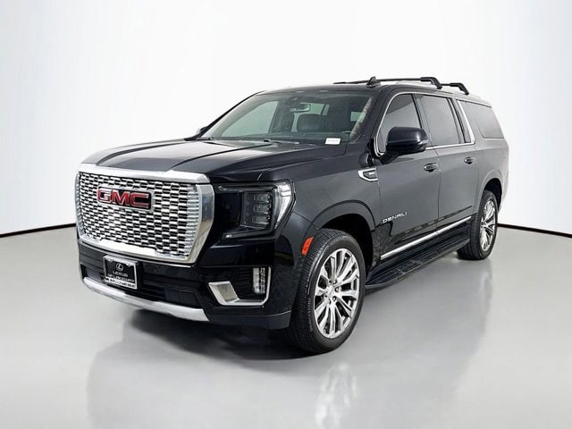 2021 GMC Yukon Denali 2WD's photo