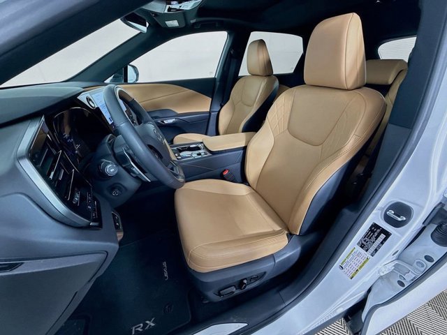 2025 Lexus RX 350 - Photo 22