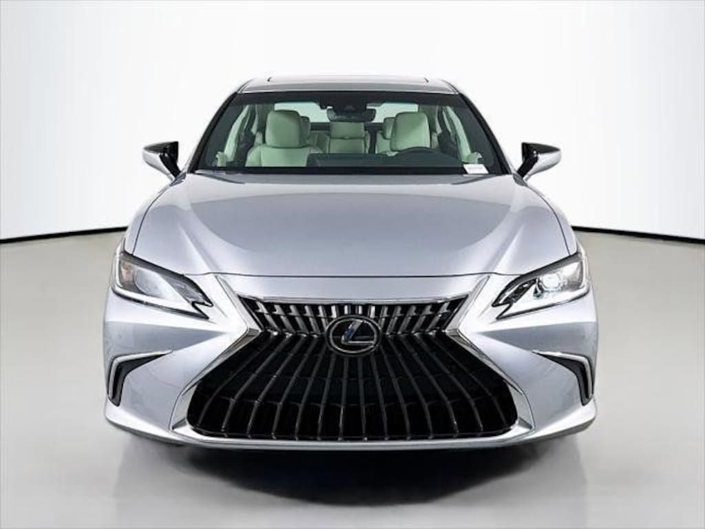 New 2025 Lexus ES HYBRID 300h 4-DOOR SEDAN
