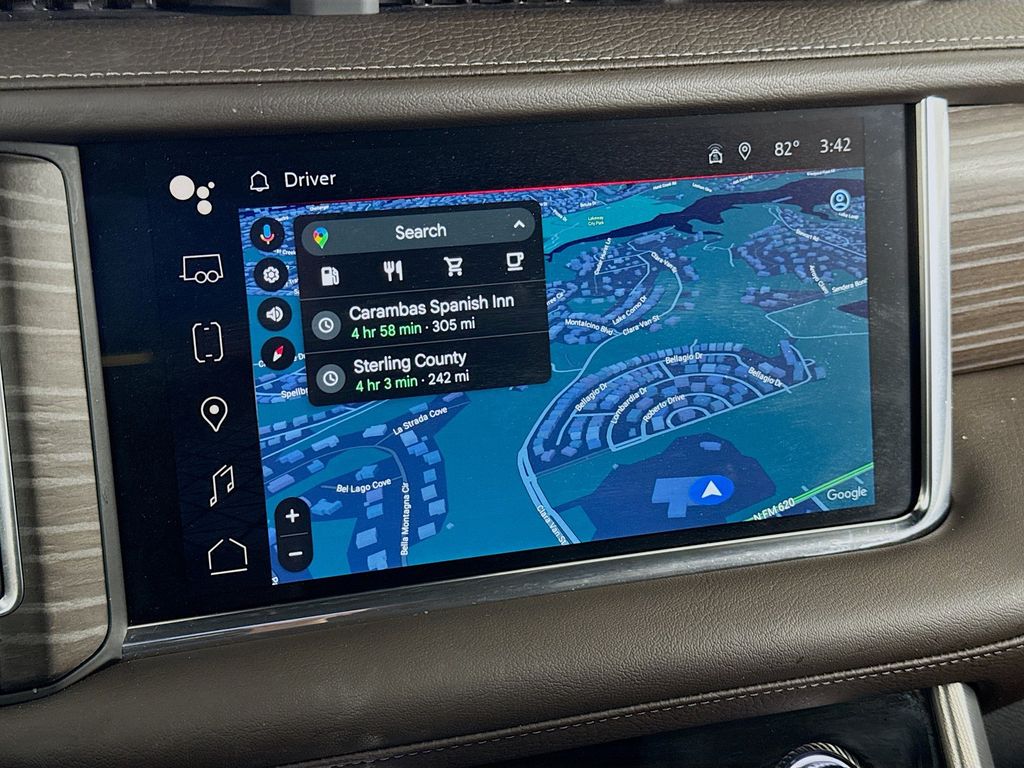 2024 GMC Yukon Denali - Photo 13