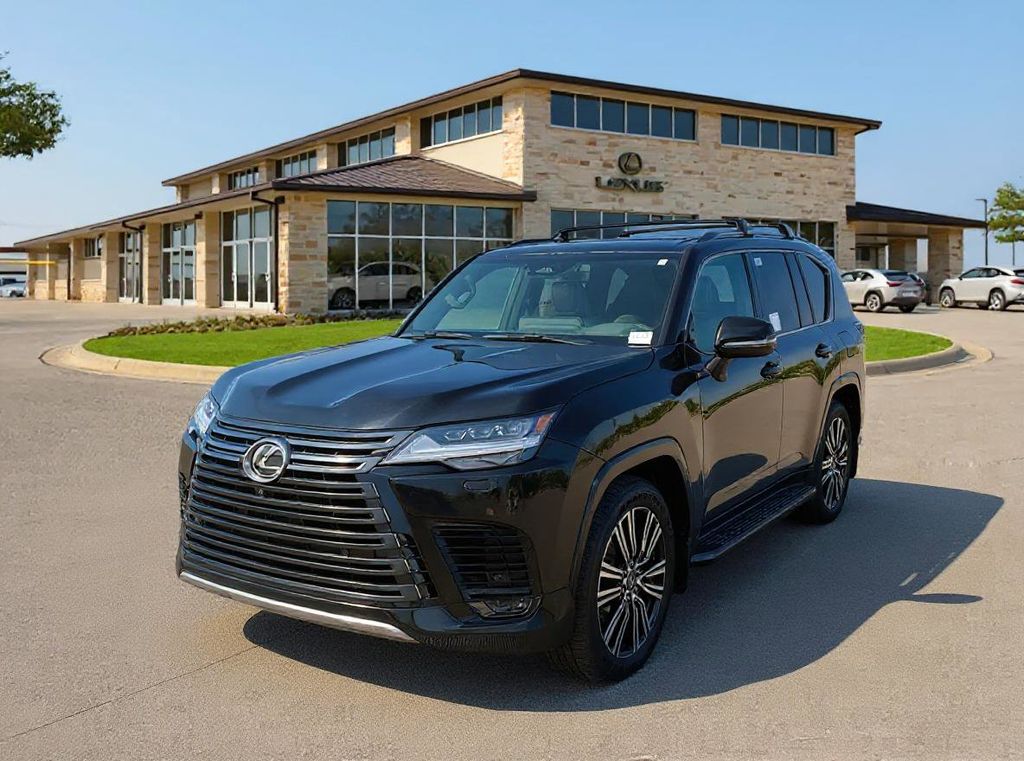 2026 Lexus LX Luxury's photo