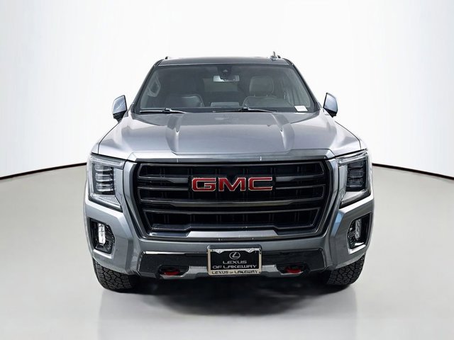 2022 Gmc Yukon XL AT4 photo 2