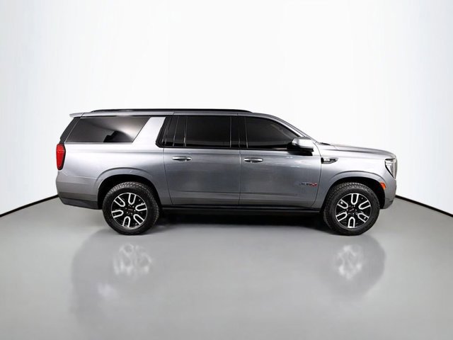 2022 Gmc Yukon XL AT4 photo 4