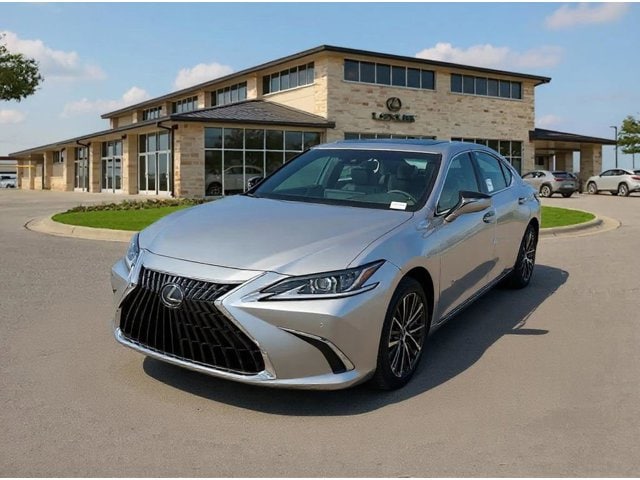 2025 Lexus ES 350's photo