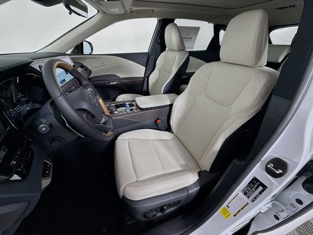 2026 Lexus RX 450h+ Luxury - Photo 16