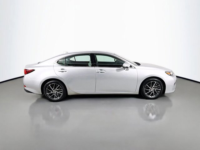 2018 Lexus ES 350 photo 4