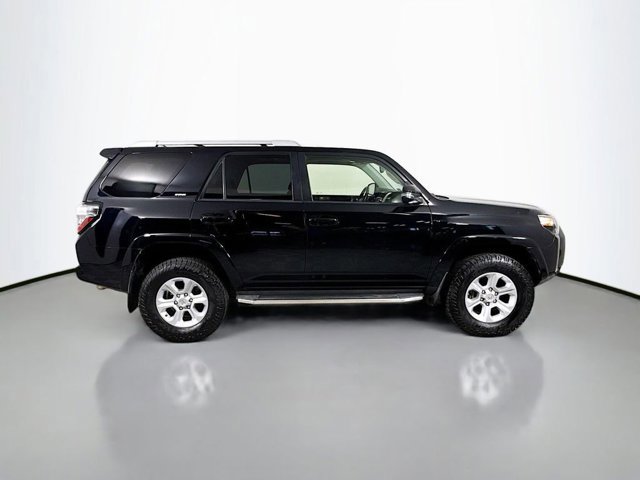 2017 Toyota 4Runner SR5 Premium photo 4