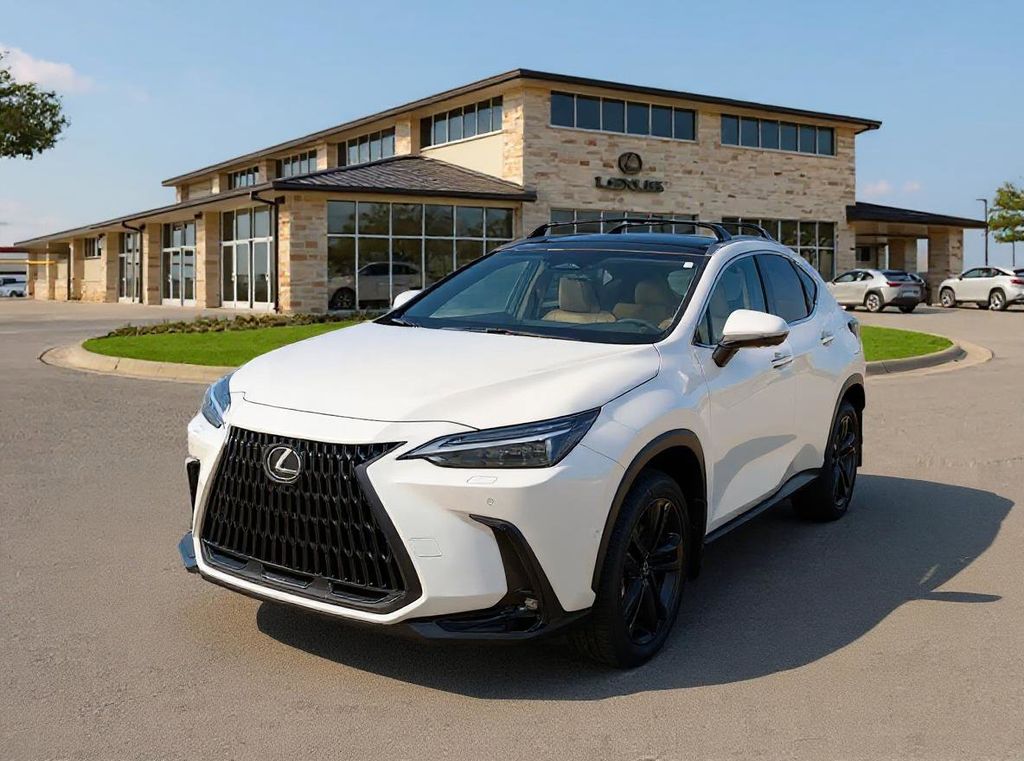 2026 Lexus NX PHEV 450h+'s photo