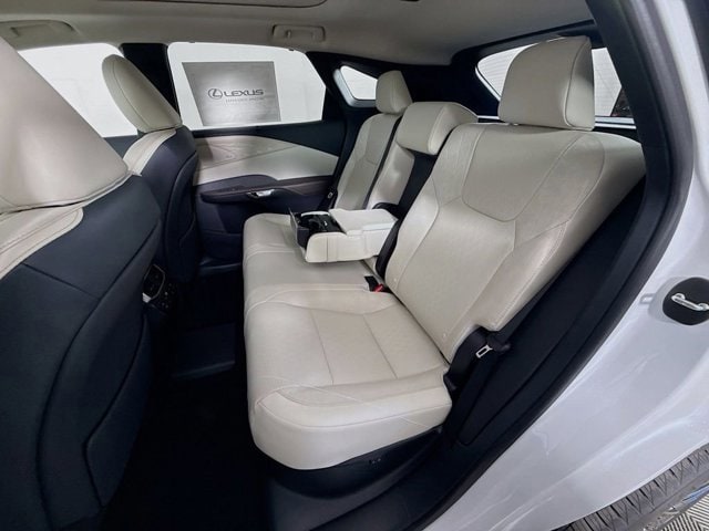 2026 Lexus RX 450h+ Luxury - Photo 17